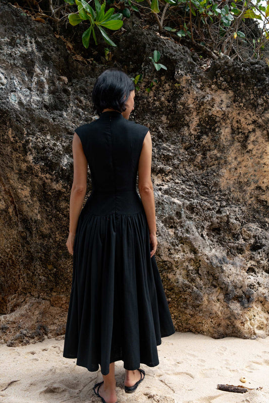 nadara-dress-black-structured-maxi-back-view.jpg